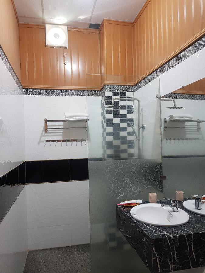 Tay Nguyen Hotel Kon Tum ภายนอก รูปภาพ