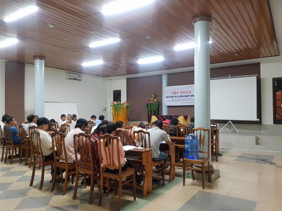 Tay Nguyen Hotel Kon Tum ภายนอก รูปภาพ